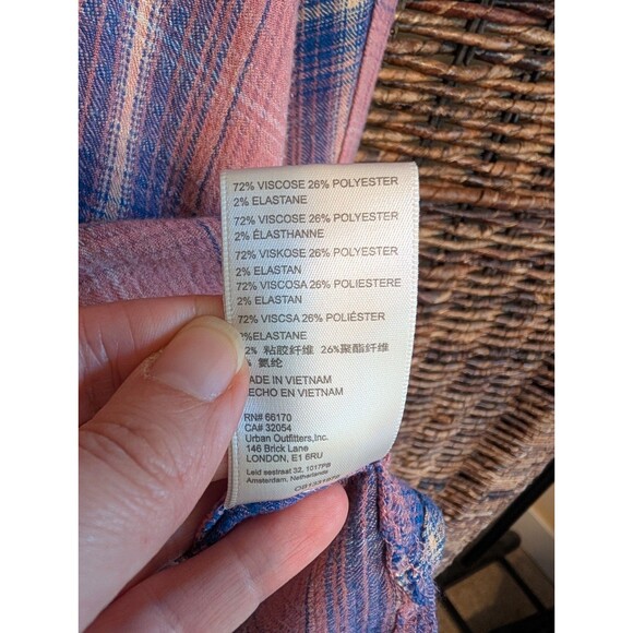BDG Plaid Keanu Button Up Flannel Shirt Women's Medium Pink Blue Oversized Boho - Picture 7 of 7